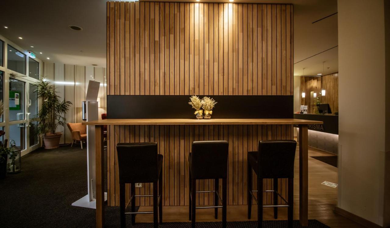 Best Western Hotel Prisma นอยมึนสเตอร์ ภายนอก รูปภาพ