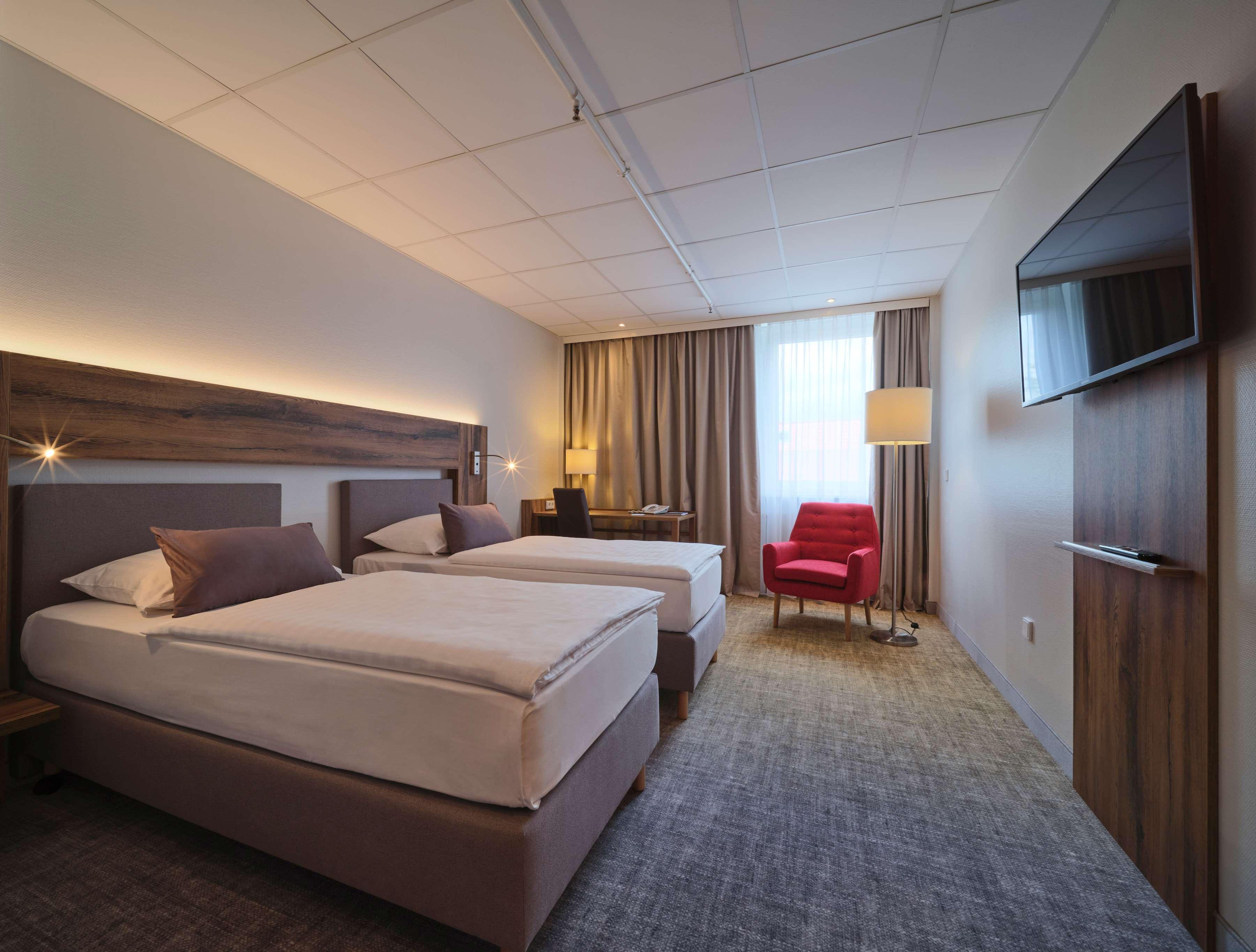 Best Western Hotel Prisma นอยมึนสเตอร์ ภายนอก รูปภาพ
