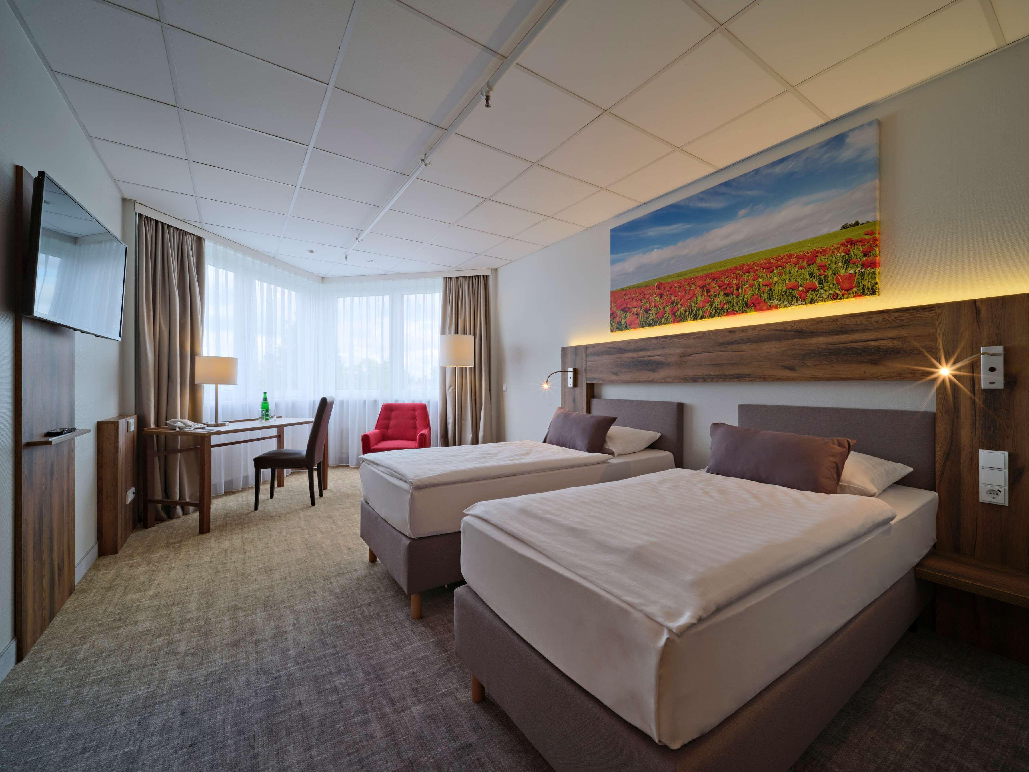 Best Western Hotel Prisma นอยมึนสเตอร์ ภายนอก รูปภาพ