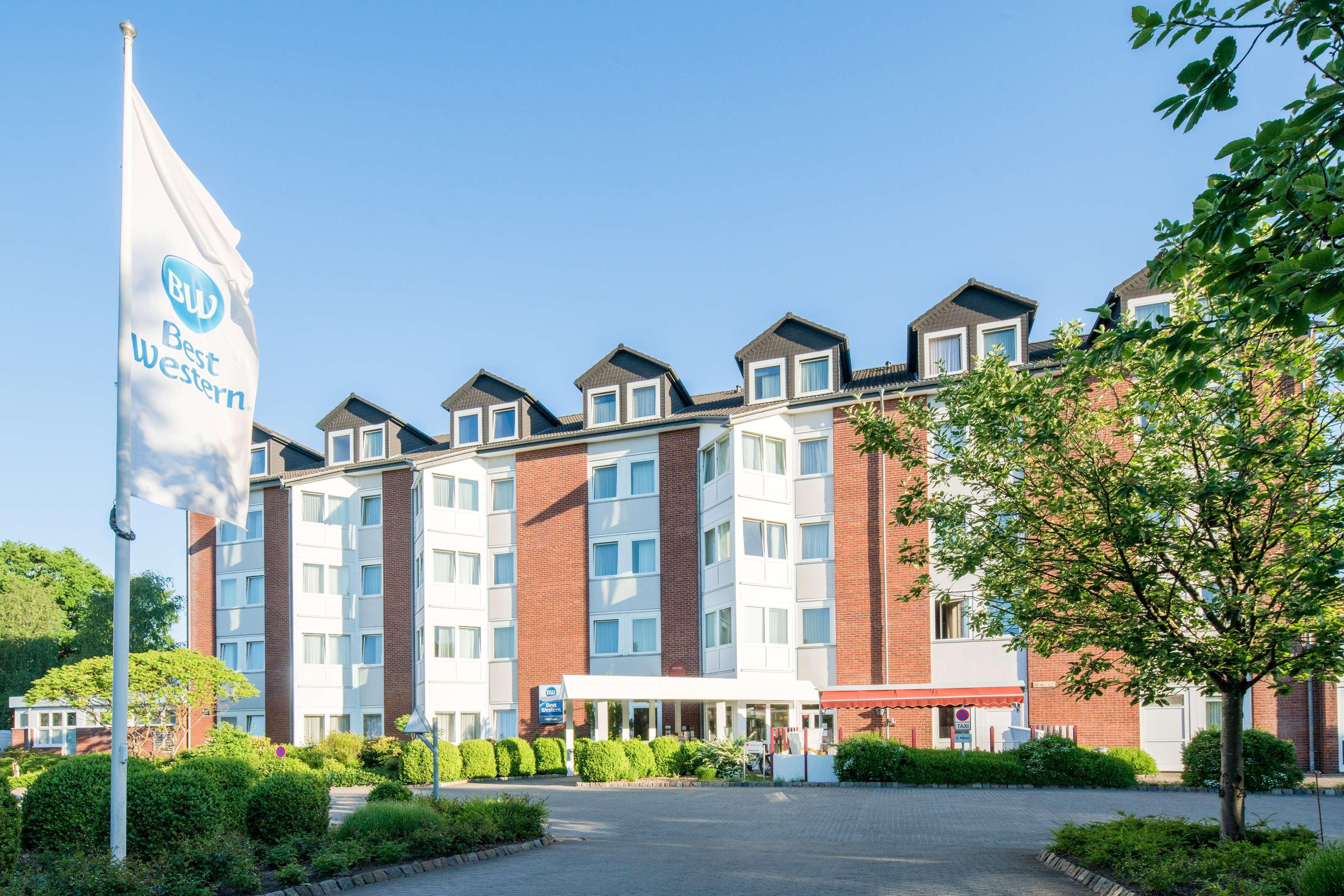 Best Western Hotel Prisma นอยมึนสเตอร์ ภายนอก รูปภาพ