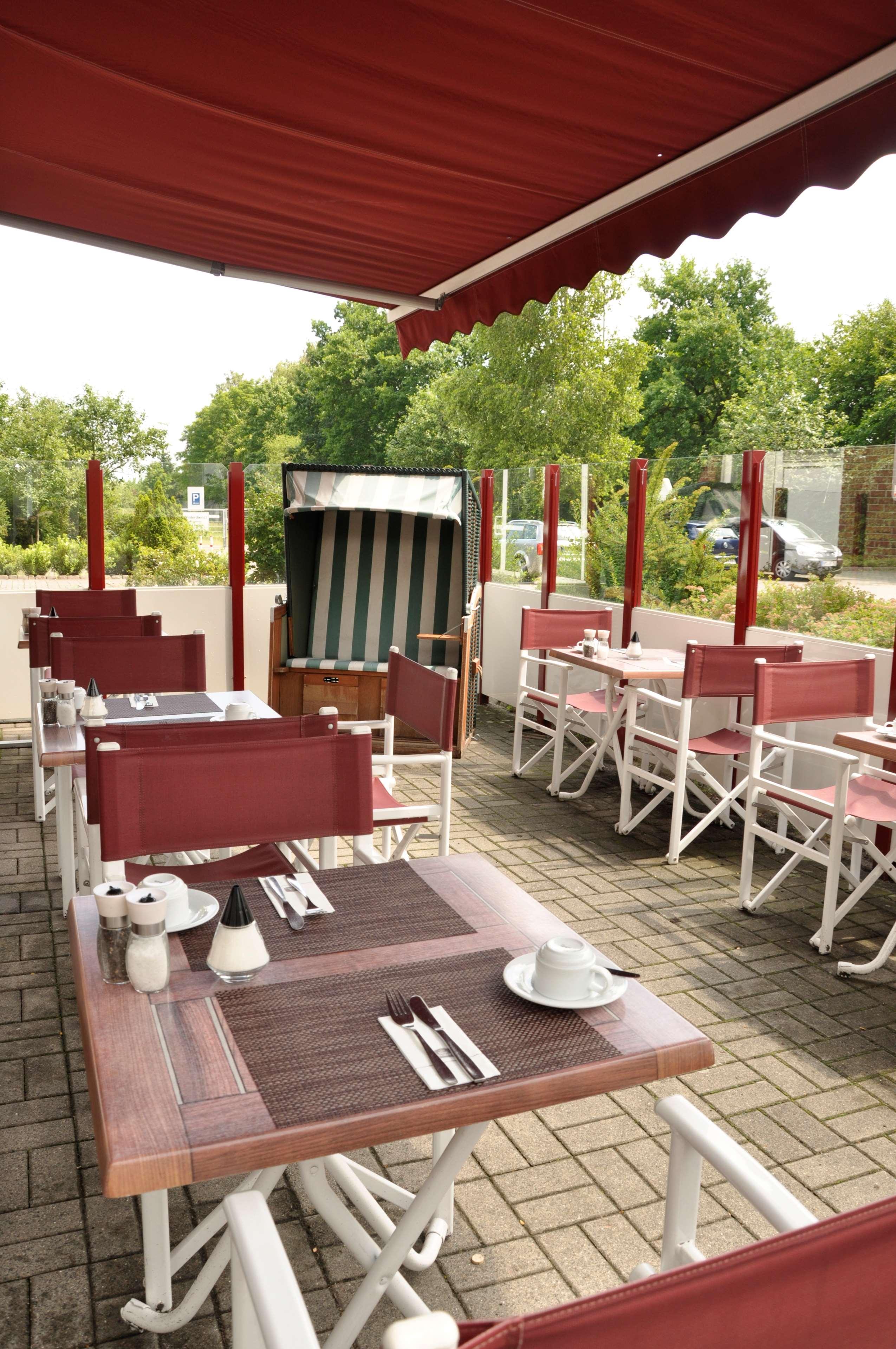 Best Western Hotel Prisma นอยมึนสเตอร์ ภายนอก รูปภาพ