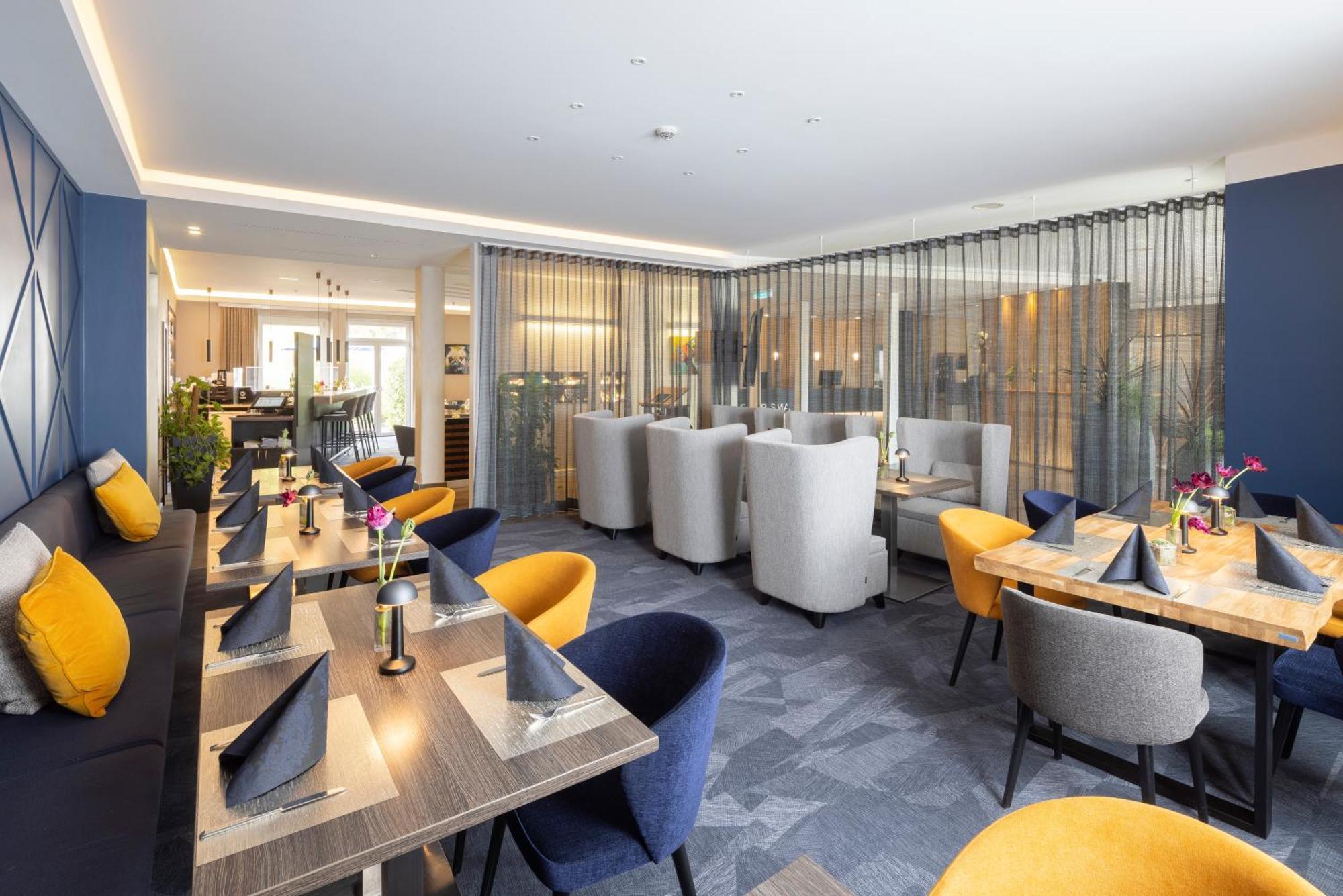 Best Western Hotel Prisma นอยมึนสเตอร์ ภายนอก รูปภาพ