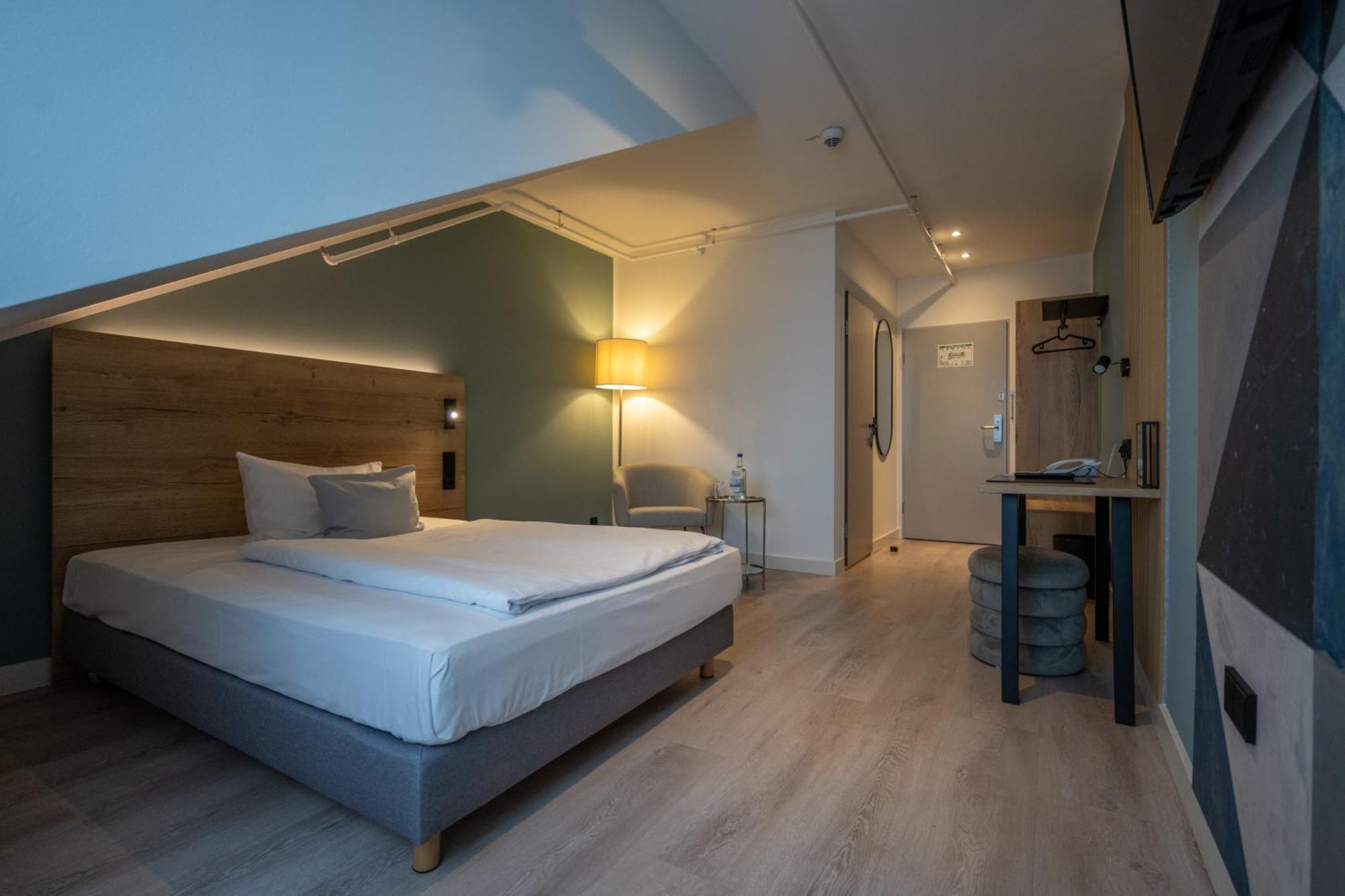 Best Western Hotel Prisma นอยมึนสเตอร์ ภายนอก รูปภาพ