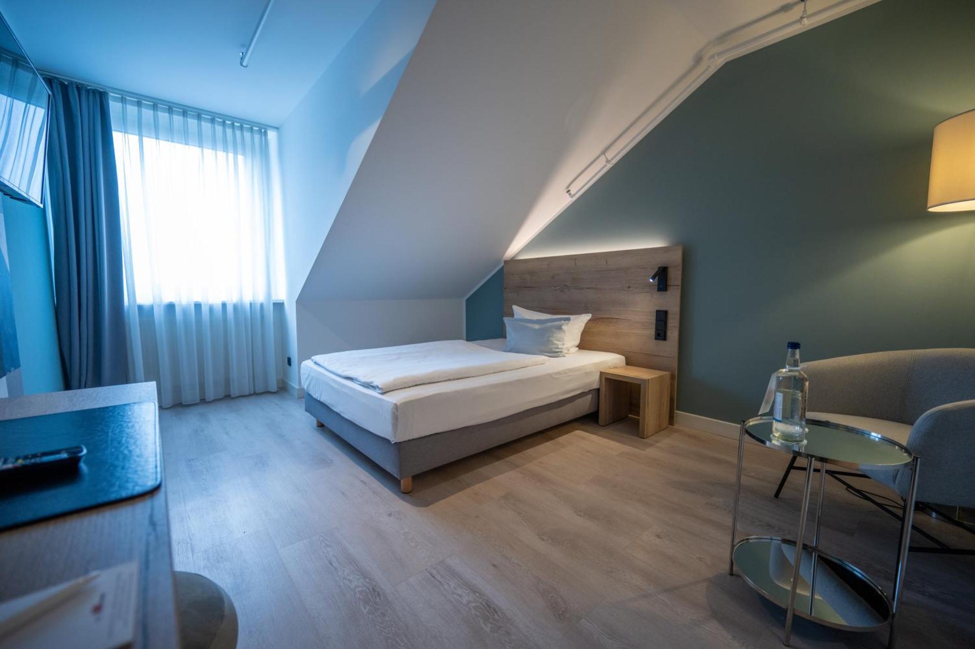 Best Western Hotel Prisma นอยมึนสเตอร์ ภายนอก รูปภาพ