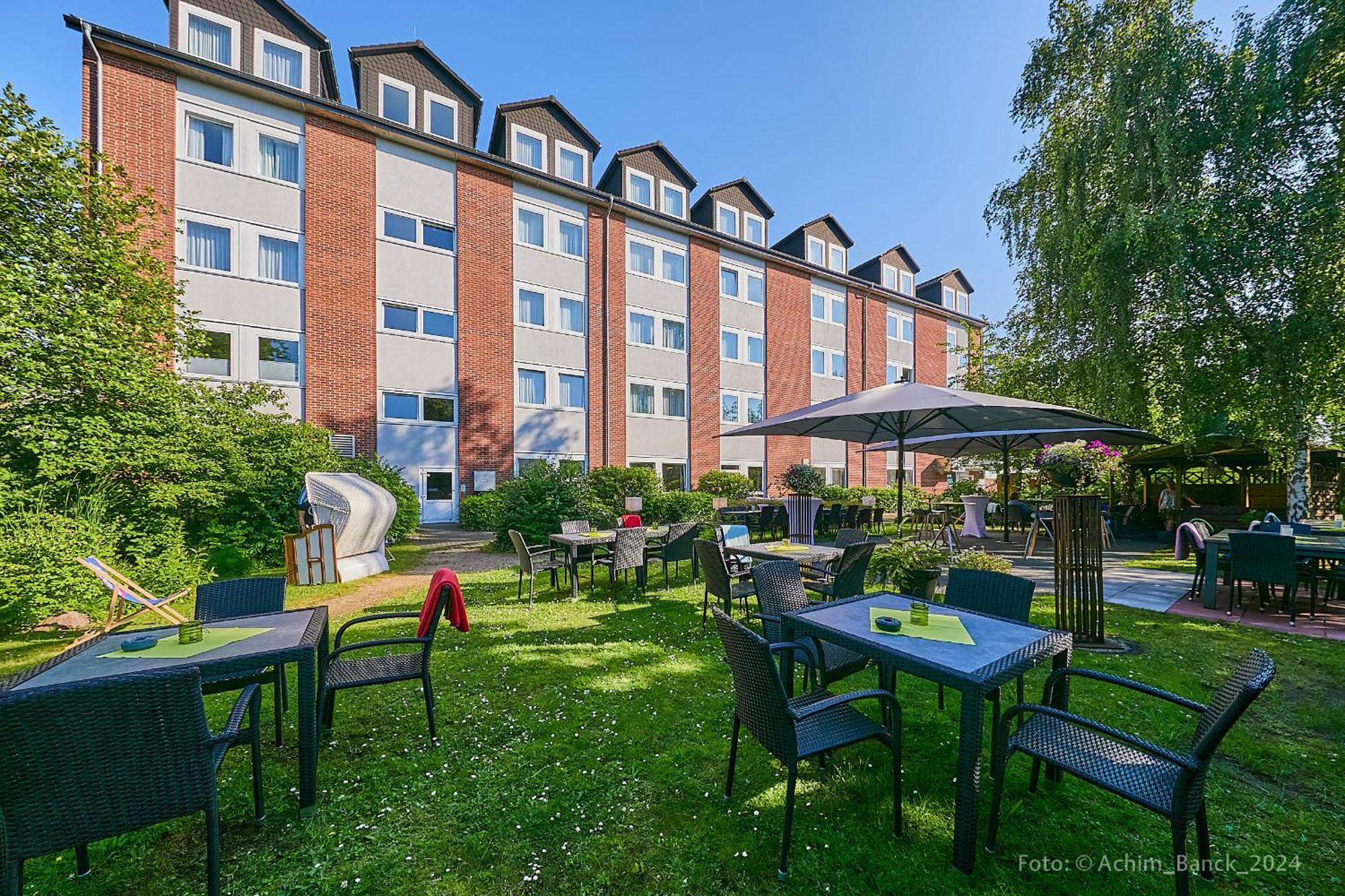 Best Western Hotel Prisma นอยมึนสเตอร์ ภายนอก รูปภาพ