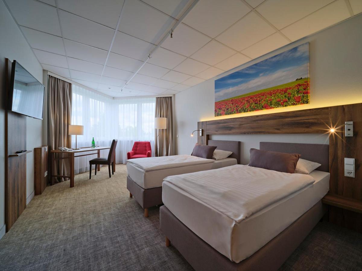 Best Western Hotel Prisma นอยมึนสเตอร์ ภายนอก รูปภาพ